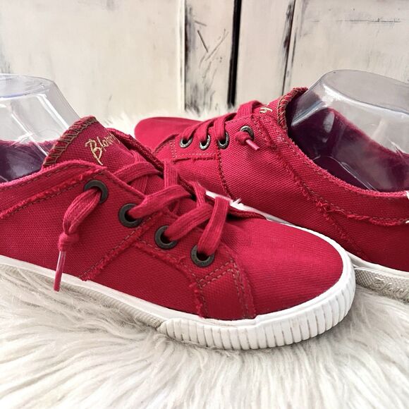 Blowfish Malibu Red Canvas Fruit Sneakers Slip on Boho Comfort - Womens Size 8 - Picture 4 of 8